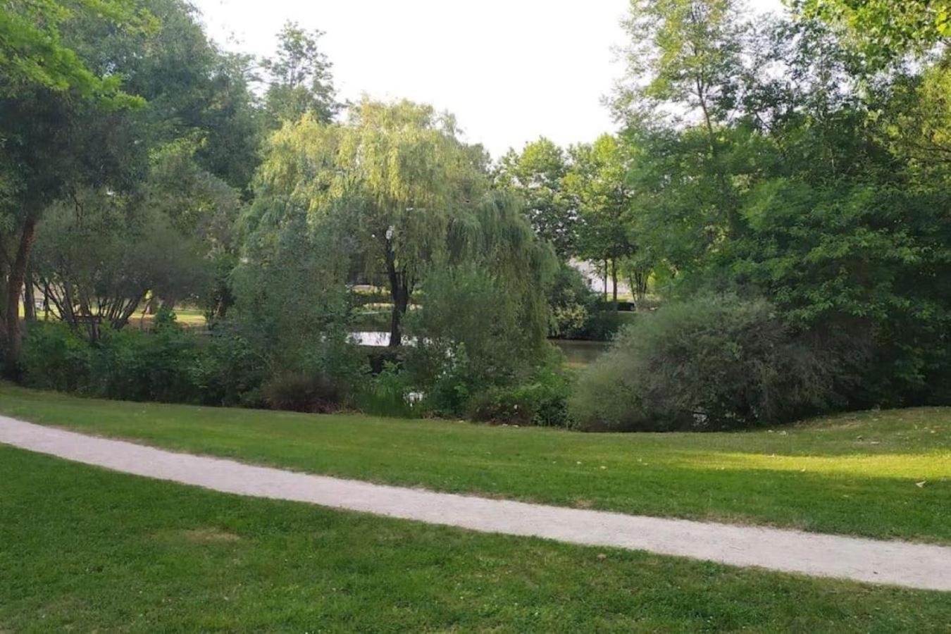 A 5 Min De Disneyland Paris Appartement Cosy Avec Jardin Terrasse Privee Chessy (Seine-et-Marne) Zewnętrze zdjęcie